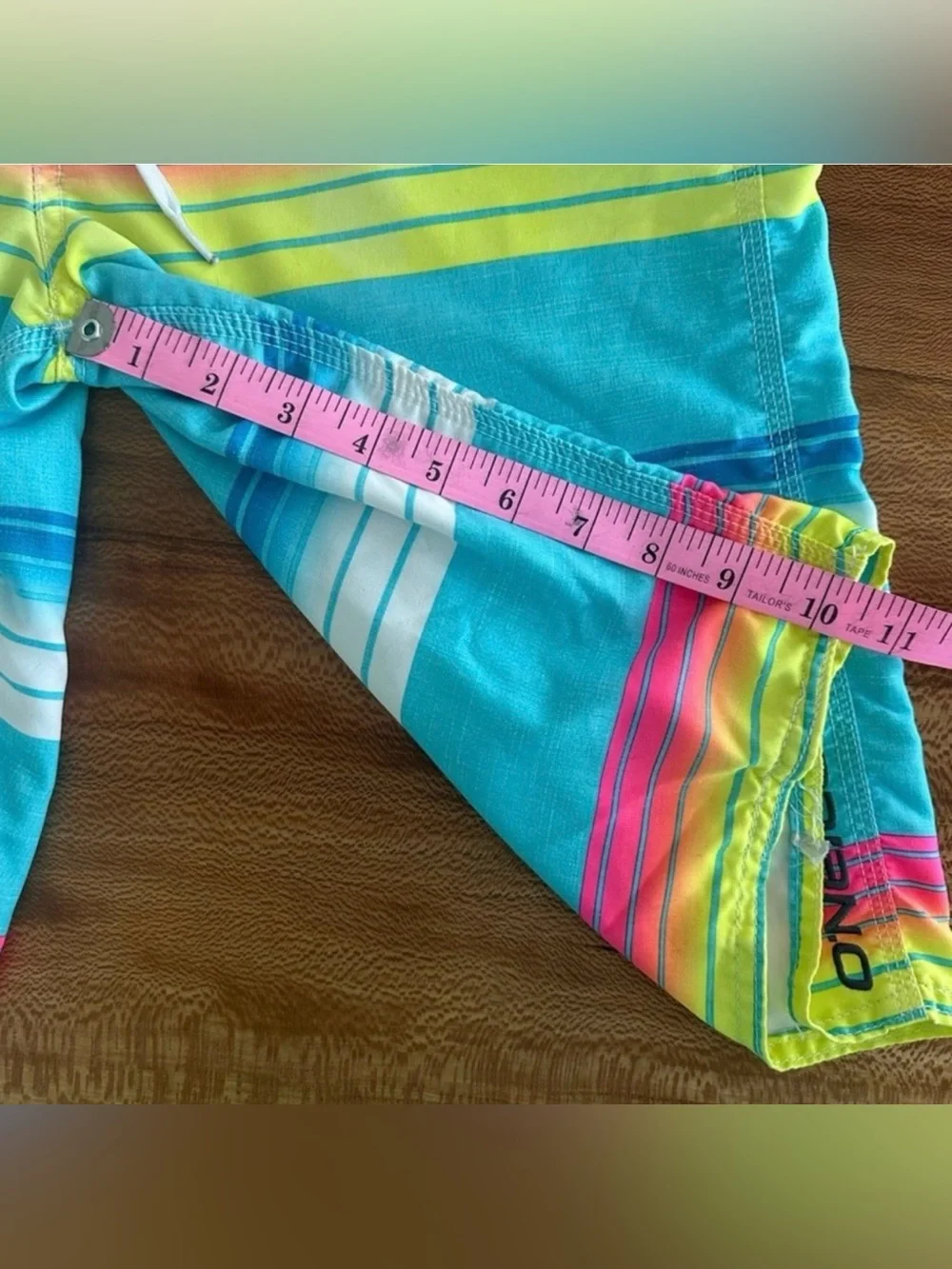O'Neill Board Shorts Swim Trunks with Vibrant Stripes|Size:29